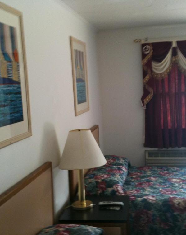 Budget Inn Wrightstown Ruang foto