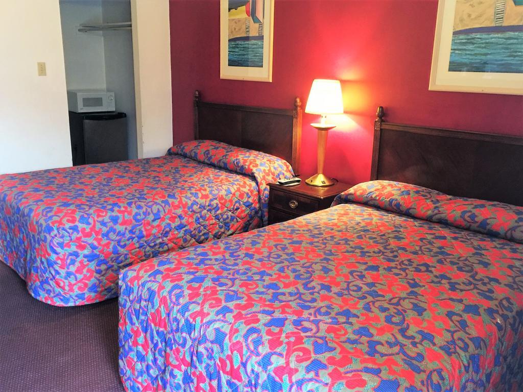 Budget Inn Wrightstown Bagian luar foto