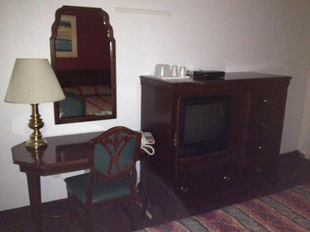 Budget Inn Wrightstown Ruang foto